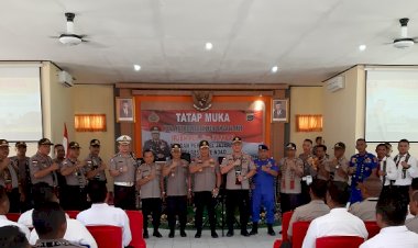 Mengawali Kunker Ke Polres Rote Ndao, Kapolda NTT Gelar Tatap Muka Dengan Seluruh Personel