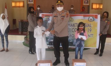 Kembali..!! Bhakti Sosial Polri Peduli, Polres Rote Ndao Salurkan Bantuan Bagi Warga Terdampak Corona