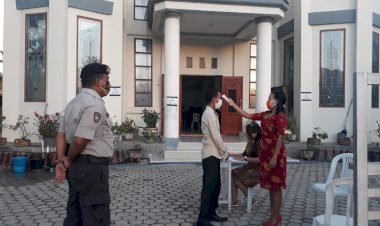 Patroli Sambang, Polisi Amankan Ibadah Gereja Hari Minggu