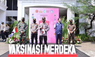 Kapolri Siapkan Strategi Capai Vaksinasi 70 Persen di Hari Kemerdekaan