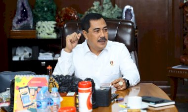 Presiden Instruksikan Polri Tak Reaktif Soal Mural 404: Not Found