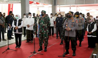 Tinjau Vaksinasi di 41 Ponpes se-Jawa Timur, Kapolri: Mari Kita Bahu-Membahu Lawan Covid-19