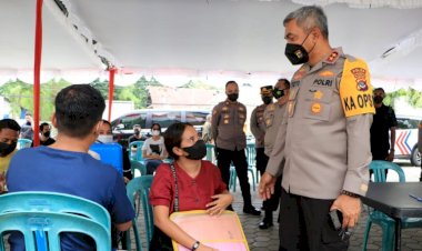 Tinjau Vaksinasi di Masjid Nurussa'adah Kota Kupang, Kapolda NTT Berharap Masyarakat Bersinergi Percepat Vaksinasi dan Disiplin Prokes