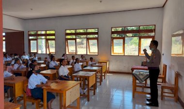 Cegah Kenakalan Remaja Siswa Didik Baru, Polsek RBD Berikan Sosialisasi Binluh