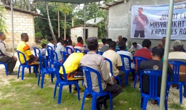Jum'at Curhat, Wakapolres Rote Ndao Kembali Temui Warga Untuk Dengar Keluhan