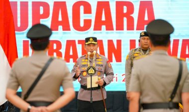 Pimpin Sertijab Irwasum, Kapolri Gelorakan Tingkatkan Kepercayaan Publik