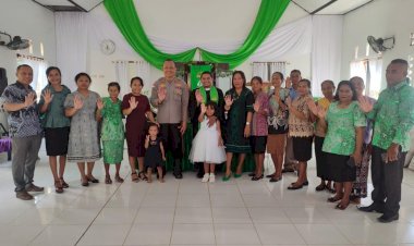 Sambut Hari Bhayangkara ke-77 Tahun 2023, Polres Rote Ndao Salurkan Bantuan Sosial