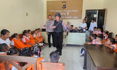 Puluhan Anak TK Paulus Seruduk Polsek Rote Barat Laut.