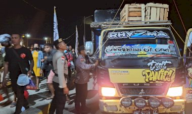 Personel Polsek Pantai Baru Gelar Operasi Pekat  Dimalam Hari