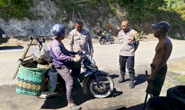 Personel Polsek Rote Selatan Terus Jamin Keamanan Warga Selama Pilkada Serentak 2024