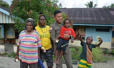 Anak-Anak Papua Harus Tumbuh Sehat, Cerdas, dan Bahagia