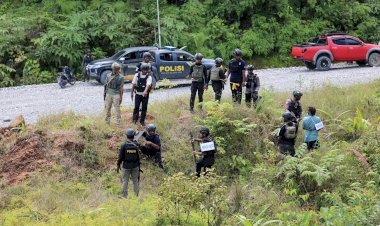 Satgas Ops Damai Cartenz Secara Profesional Gelar Rekonstruksi Keterlibatan Nikson Matuan Saat Penembakan Anggota Brimob