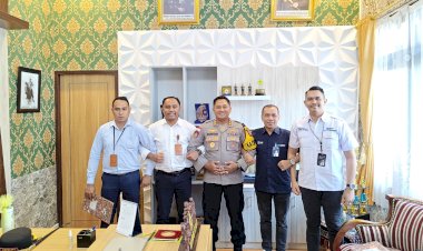 Kapolres Rote Ndao AKBP Mardiono, S.ST.,M.K.P Melaksanakan Penandatanganan  MoU Bersama BUMN Di Kabupaten Rote Ndao.