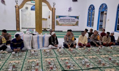 Safari Ramadhan Kapolres Rote Ndao Dan PJU  Buka Puasa Bersama Di Mesjid Ar Rahman