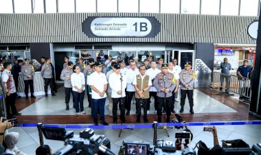 Tinjau Bandara Soetta, Kapolri Instruksikan Jajaran Rutin Patroli Pastikan Pemudik Aman-Nyaman