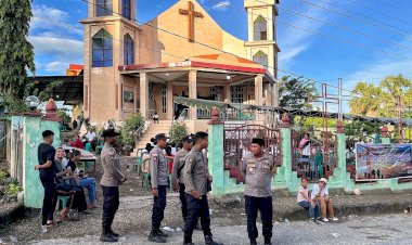 Kapolres Rote Ndao Monitoring Langsung Kegiatan Ibadah Dan Perayaan Paskah Di Lobalain