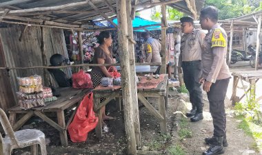 Patroli Preventif Personel Polsek Rote Barat Laut Untuk Jaga Kamtibmas Tetap Kondusif