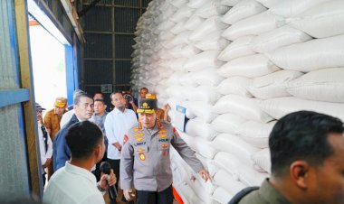 Kapolri-Mentan Tinjau Gudang Bulog Tanete, Cek Kesiapan Tampung dan Jaga Kualitas Pangan
