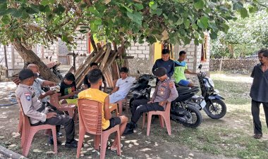 Personel Polsek Rote Barat Daya Gelar Patroli dan Sosialisasi Anti-Premanisme