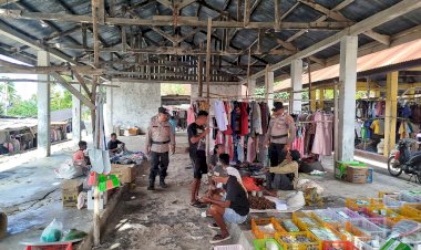 Jamin Keamanan Dan Kenyamanan Warga, Personel Polsubsektor Suelain Patroli Pada Pasar Kuli Aisele