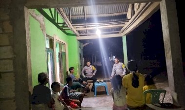 Patroli Malam Bhabinkamtibmas Polsek Rote Barat Laut , Tangkal Potensi Gangguan Kamtibmas