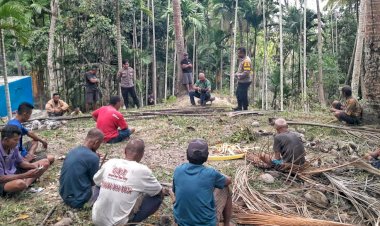 Monitoring Kegiatan Masyarakat, Personel Polsek Rote Selatan Edukasi Masyarakat Jaga Keamanan