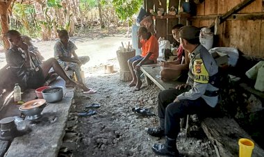 Kegiatan Sambang, Upaya Bhabinkamtibmas Polsek Rote Barat Laut Jamin Keamanan Warga Binaan