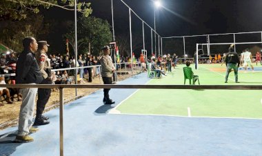 Pengamanan Kegiatan Masyarakat Oleh Bhabinkamtibmas Polsek Rote Timur