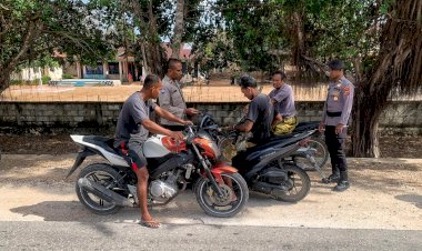 Edukasi Kamseltibcarlantas Bagi Masyarakat Oleh Personel Polsek Rote Tengah