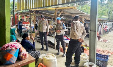 Pengamanan di Pasar Busalangga, Upaya Polsek Rote Barat Laut Jamin Keamanan Warga