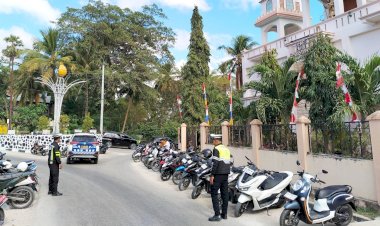 Satuan Lalu Lintas Polres Rote Ndao Lakukan Pengamanan Untuk Kamseltibcarlantas