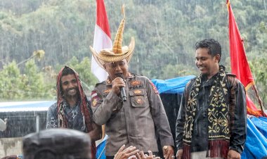 Temui Masa Aksi, Kapolres Tegaskan Semua Warga Negara Mempunyai Hak Yang Sama  dan Kita Profesional