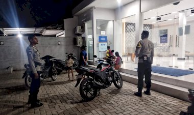 Patroli Malam Personel Polsek RBLJamin  Keamanan Warga