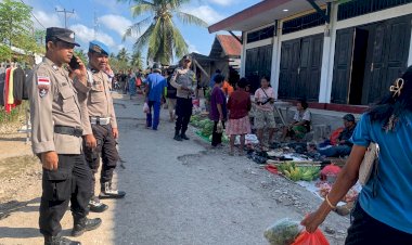Pengamanan di Area Pasar Busalangga, Polsek RBL Pastikan Keamanan dan Kenyamanan Masyarakat