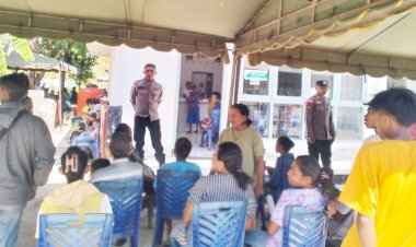 Personel Polsek RBD Gelar Pengamanan Penyaluran BLT Bagi Masyarakat