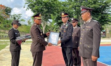 Memperingati Hari Pahlawan ke-80,  Personel Polres Rote Ndao Memperoleh Penghargaan