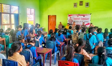 Jumat Curhat Kapolres Rote Ndao Pada SMA Siloam Metina