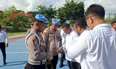 Cegah Pelanggaran Anggota, Kasi Propam Cek Hp Personel