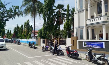 Polsek Lobalain Tingkatkan Pengamanan Saat Pelaksanaan Ibadah Hari Minggu