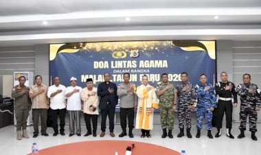Kapolda NTT Pimpin Doa Lintas Agama Sambut Malam Tahun Baru 2026, Wujud Empati bagi Korban Bencana di Sumut dan Aceh