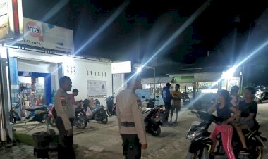 Gelar Patroli Malam, Personel Polsek Rote Barat Laut Pastikan Keamanan Masyarakat