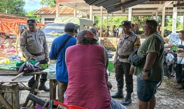 Polsek Rote Tengah Pastikan Keamanan dan Kenyamanan Masyarakat di Pasar Siomeda