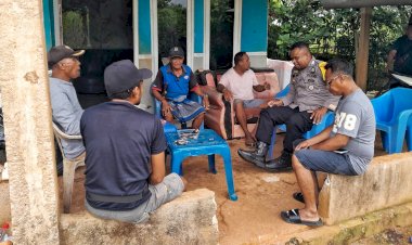 Kegiatan Sambang Bhabinkamtibmas Polsek Rote Selatan di Desa Inaoe