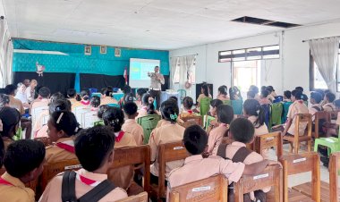 Police Goes To School Oleh Sat Lantas Polres Rote Ndao, Upaya Tekan Angka Lakalantas