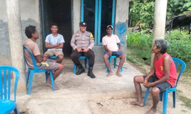 Sambangi Warga Binaan, Bhabinkamtibmas Polsek Rote Barat  Daya Ajak Warga Jaga Kamtibmas