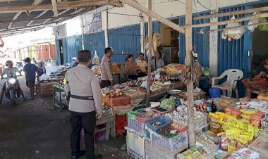 Polsek Lobalain Gelar Patroli Dialogis Monitoring Aktifitas Masyarakat