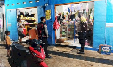Patroli Ronda Presisi Polsek Rote  Selatan, Pastikan Keamanan Masyarakat di Malam Hari