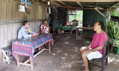 Kapolsek Rote Barat Sambangi Tokoh Masyarakat, Perkuat Sinergitas  Jaga Kamtibmas
