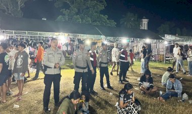Kabag Ops Polres Rote Ndao : Pastikan Kenyamanan Masyarakat di Area Pameran Expo UMKM, Personel Pengamanan Tingkatkan Patroli Jalan Kaki