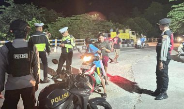 Patroli Gabungan Satuan Samapta dan Satuan Lalu Lintas Polres Rote Ndao